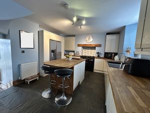 Photo 7- click for photo gallery